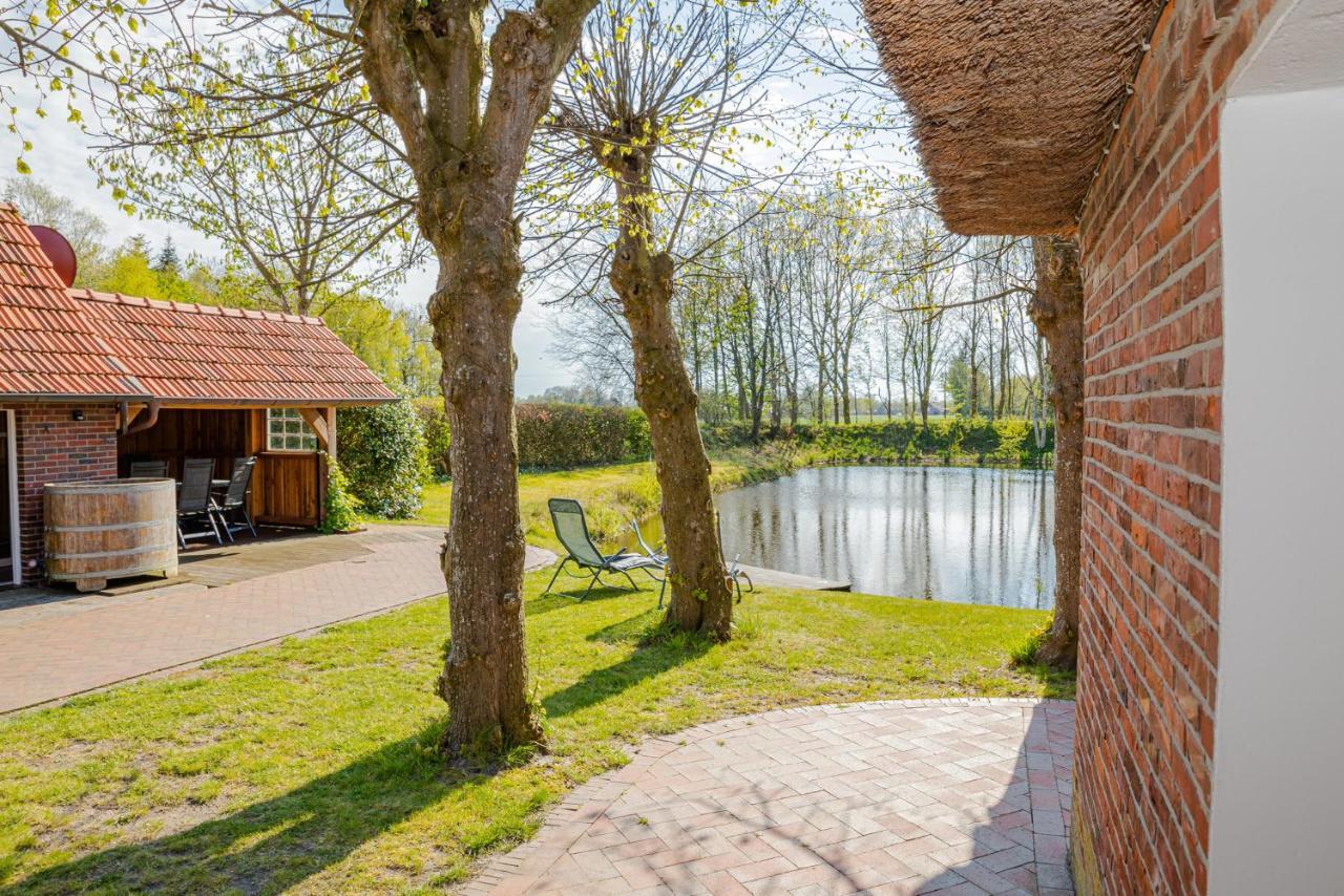 Reetdach Ostfriesenhaus Villa Sudbrookmerland Exterior photo